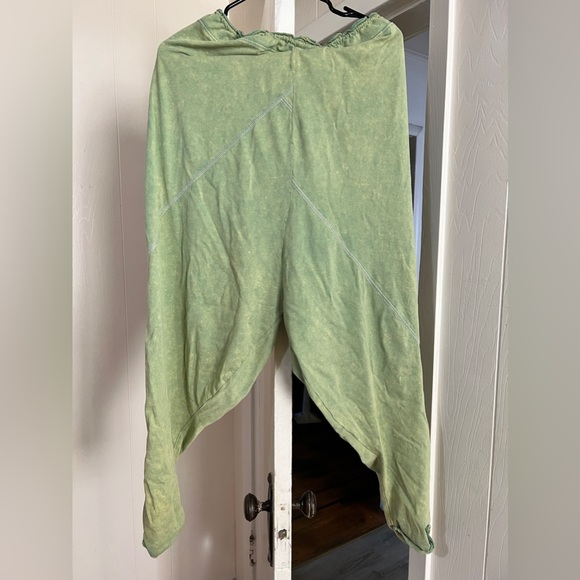 Free People Harems - Picture 3 of 5